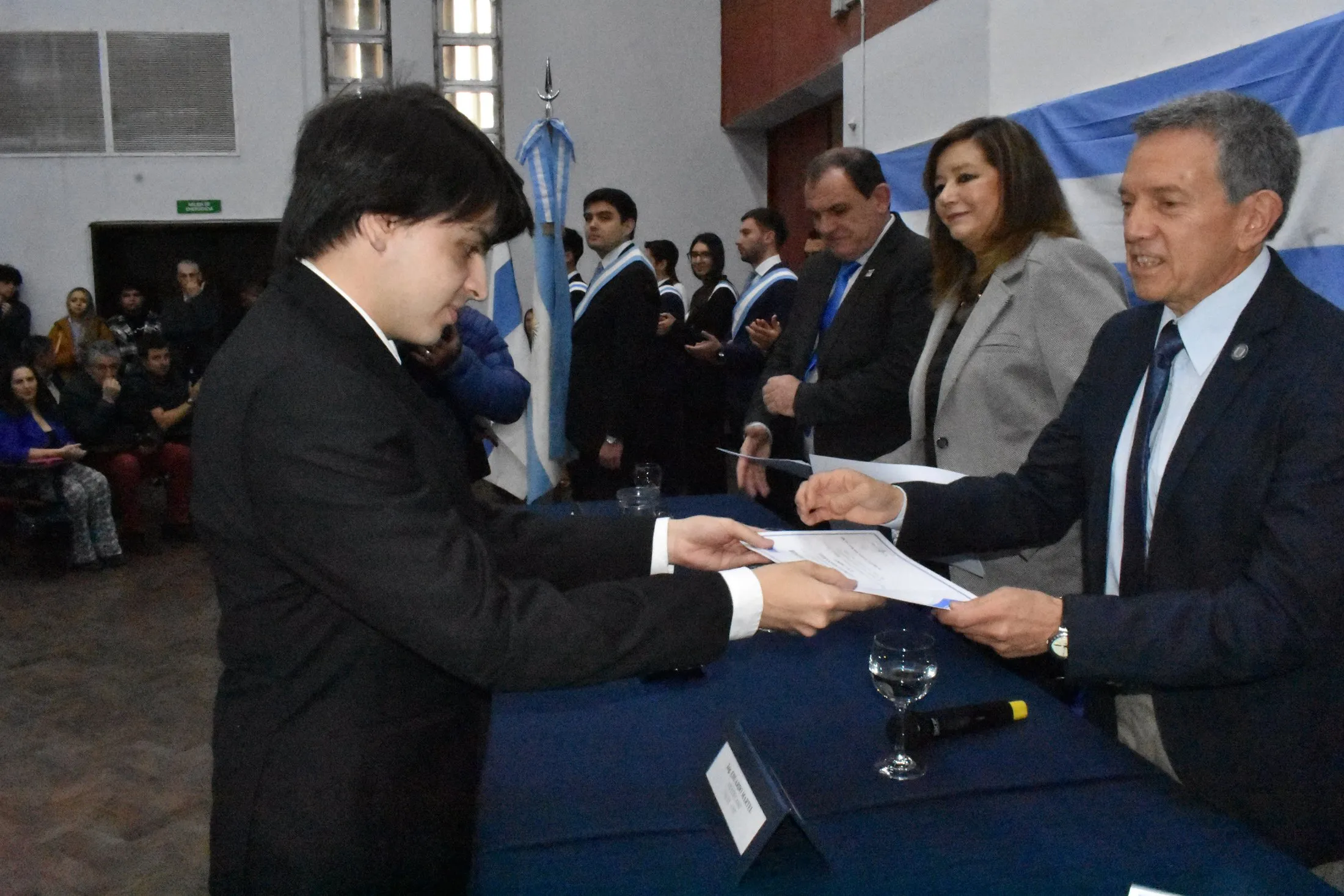 J'ai reçu un diplôme pour ma présence au tableau d'honneur de la FACET